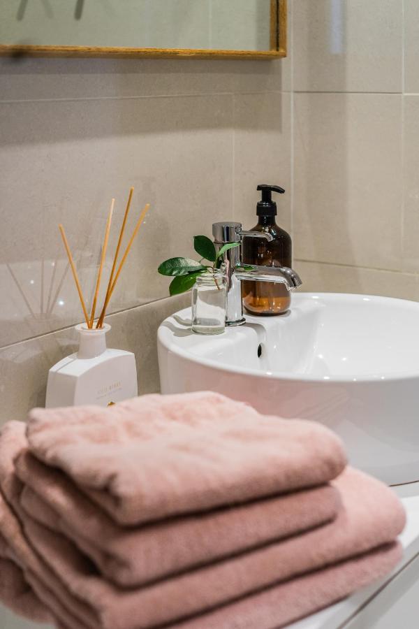 Cozy Apartment In Alesund City 외부 사진